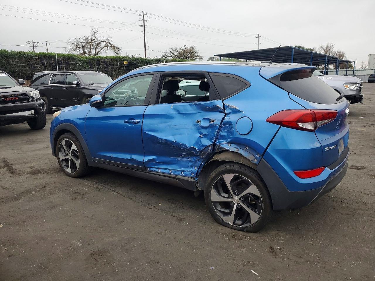 2016 HYUNDAI TUCSON