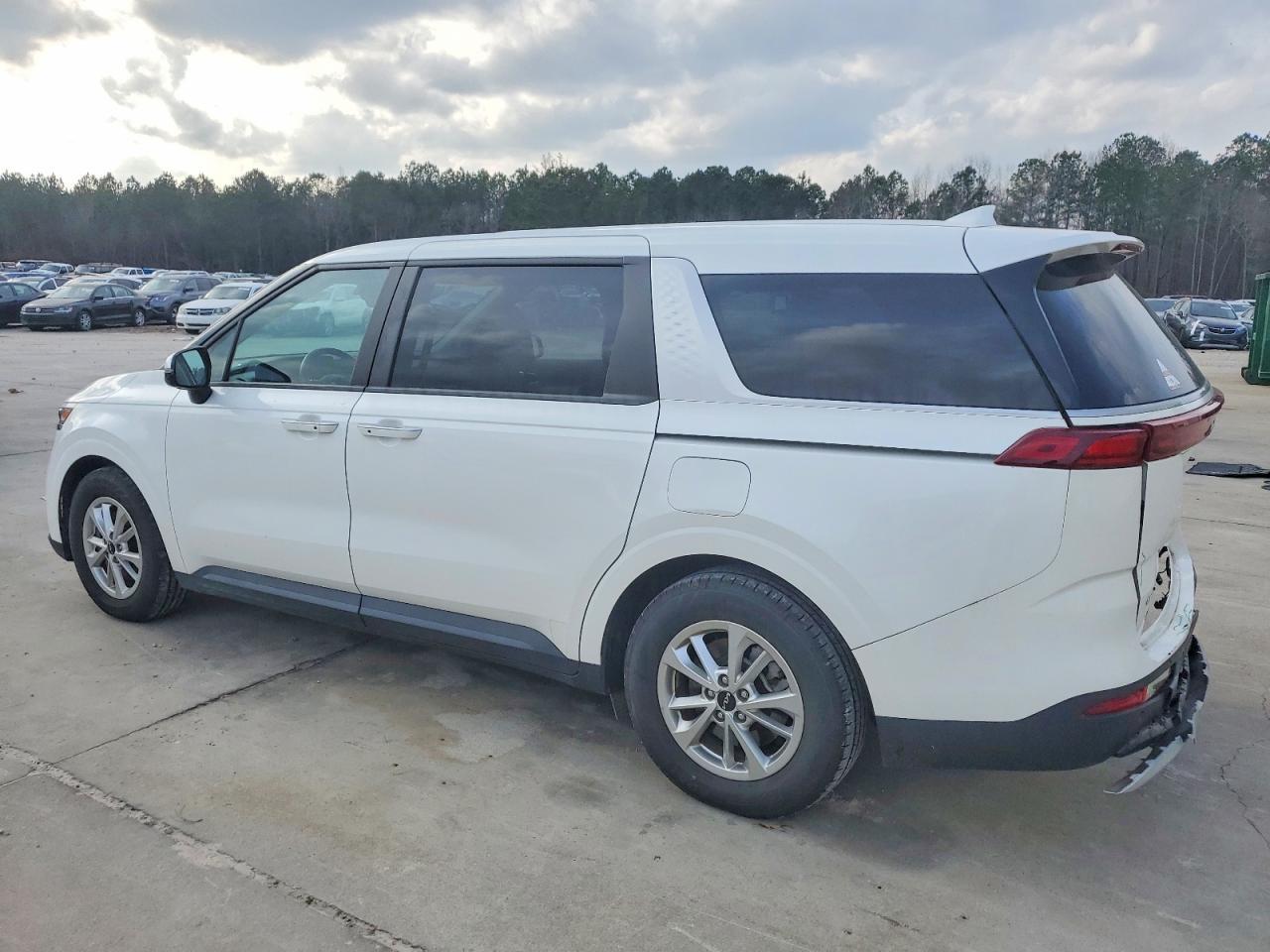 2023 KIA Carnival