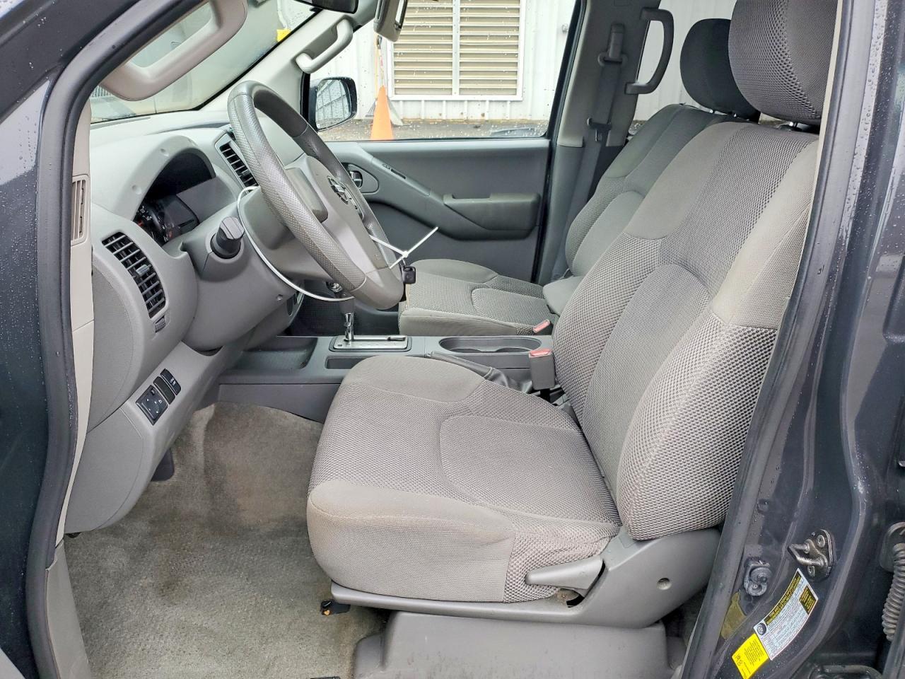 2012 NISSAN Frontier