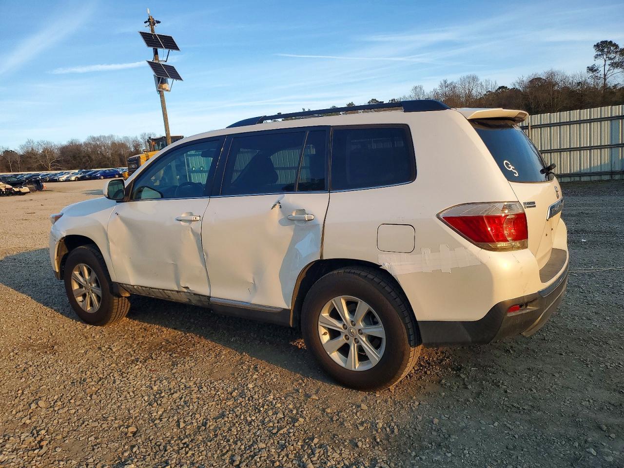 2013 TOYOTA HIGHLANDER