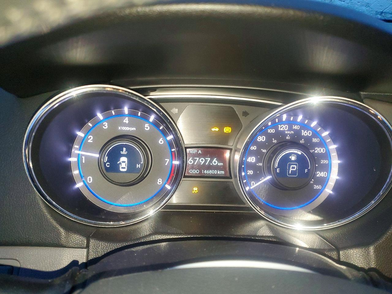 2014 HYUNDAI SONATA