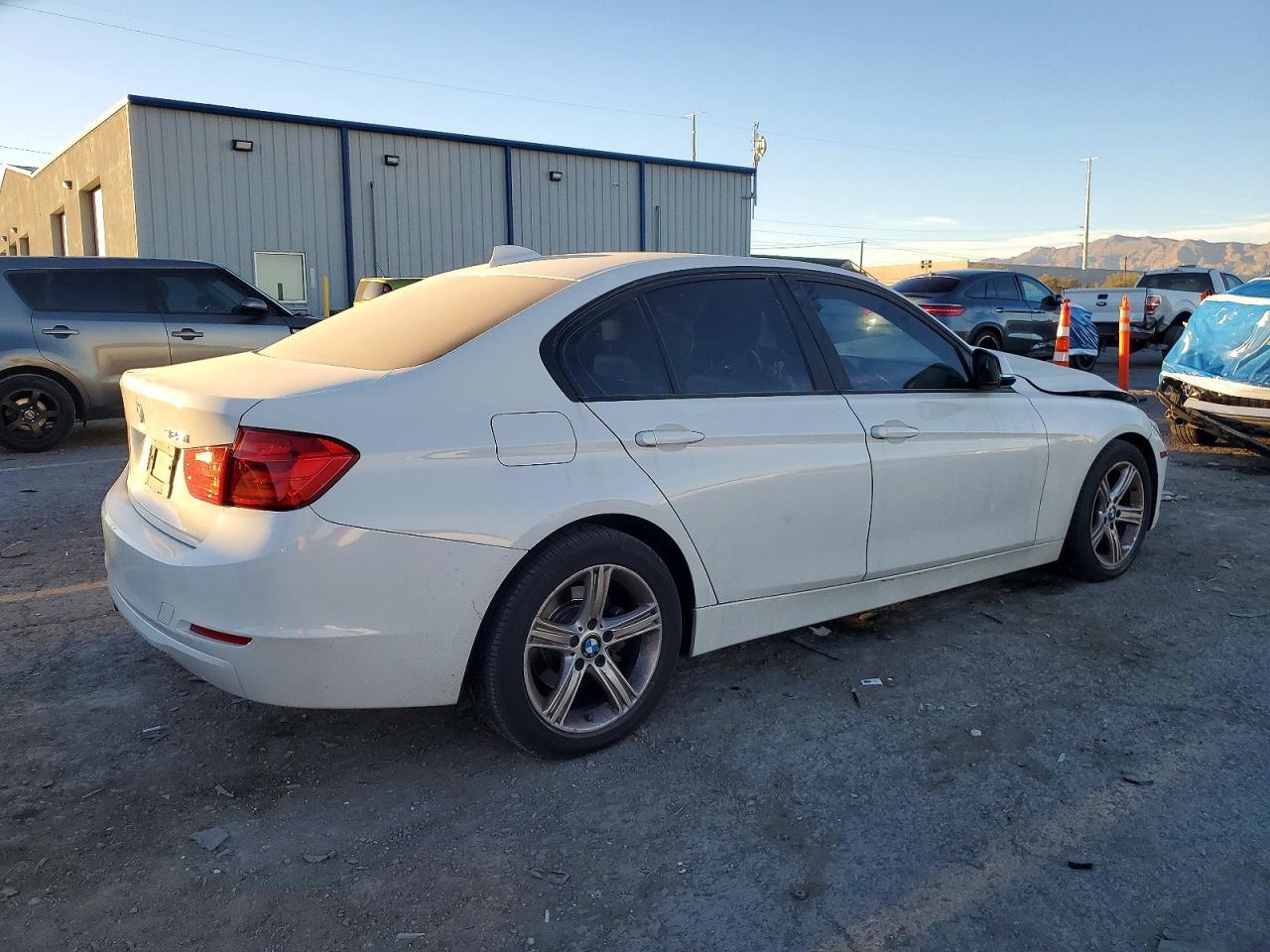 2014 BMW 3 SERIES