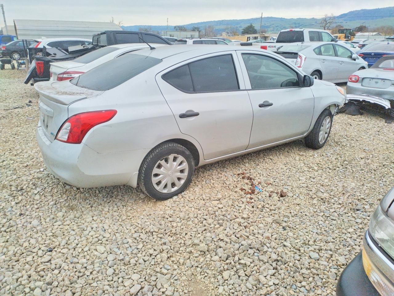2014 NISSAN VERSA