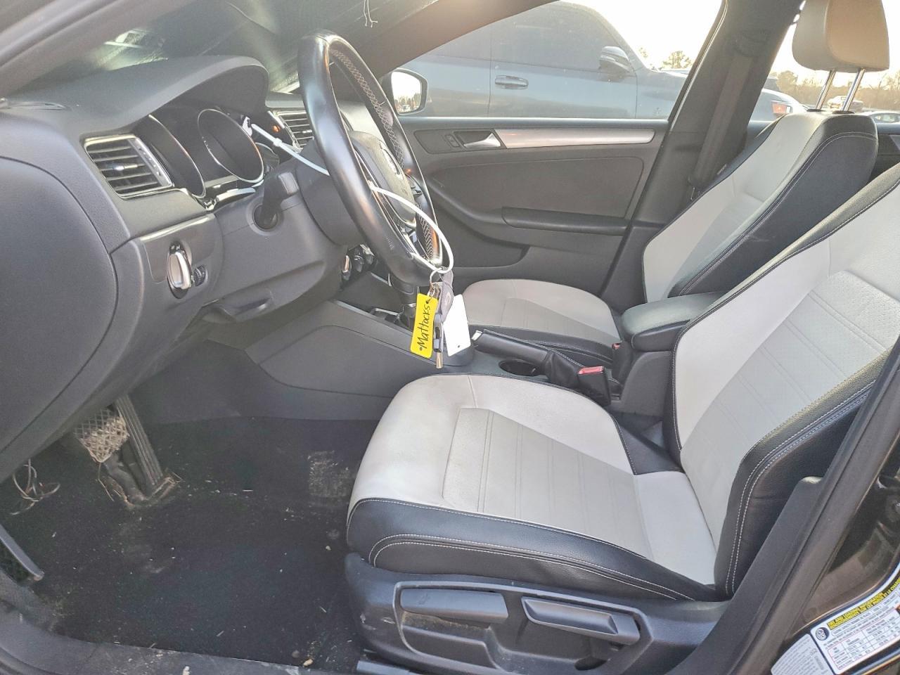 2016 VOLKSWAGEN JETTA