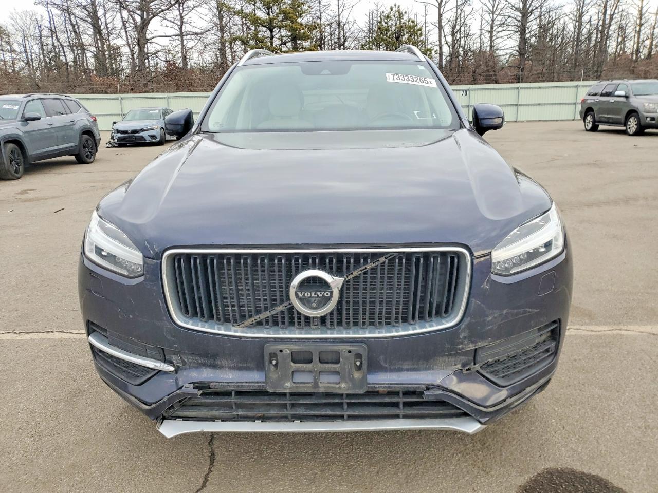 2017 VOLVO XC90