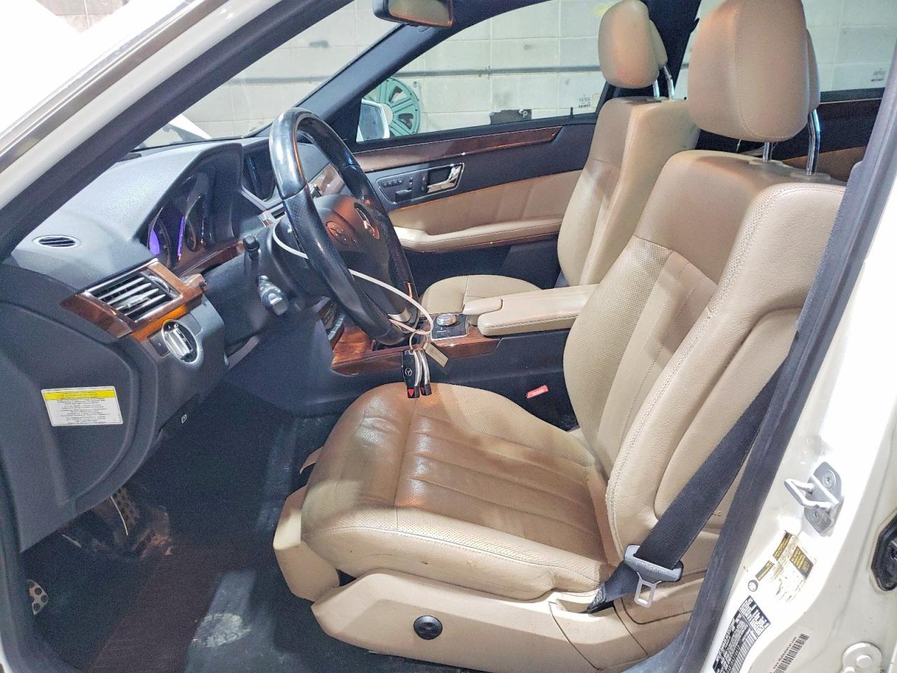 2011 MERCEDES-BENZ E-Class