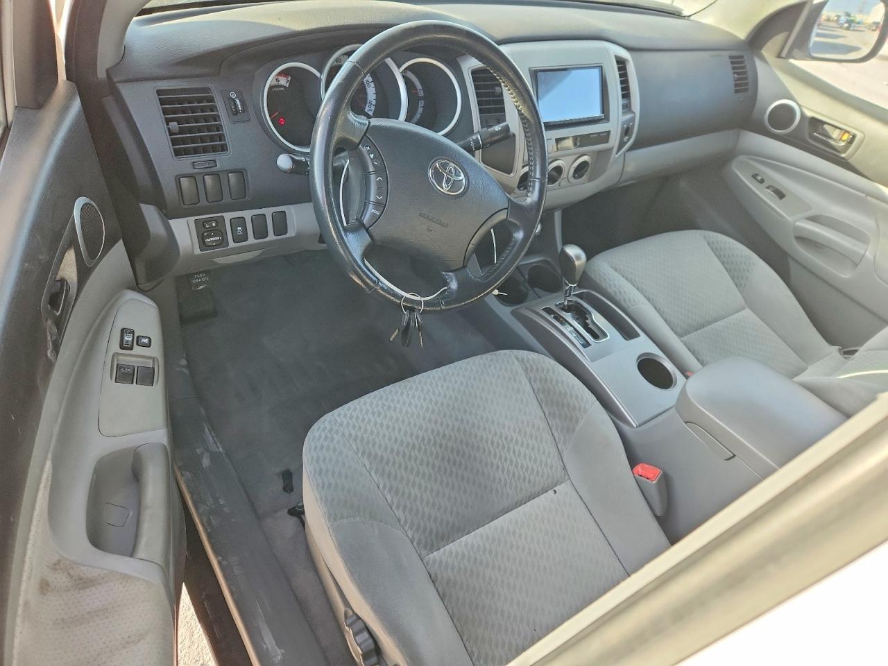 2011 TOYOTA TACOMA