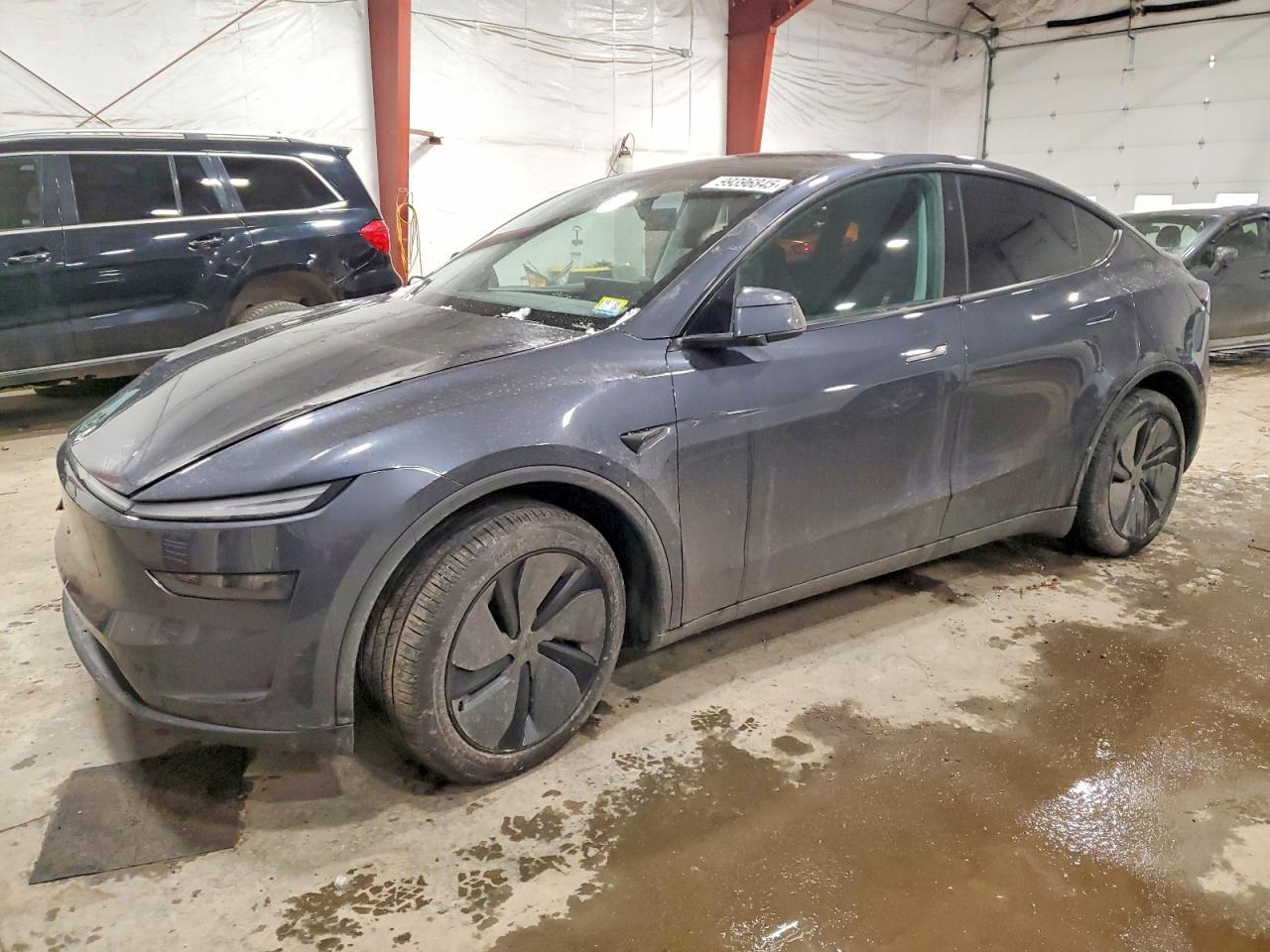 2026 TESLA MODEL Y