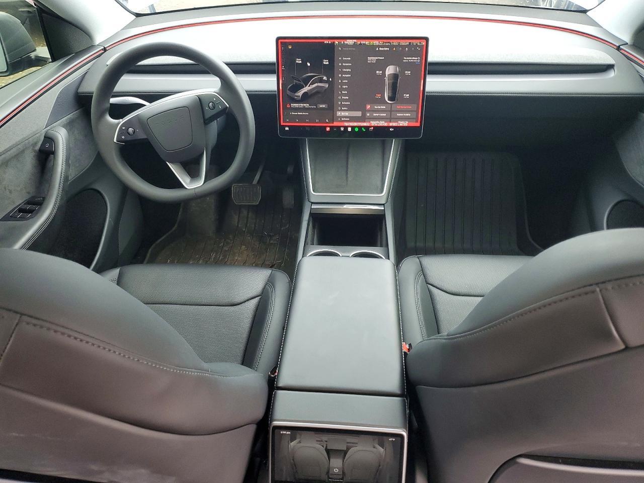 2026 TESLA MODEL Y