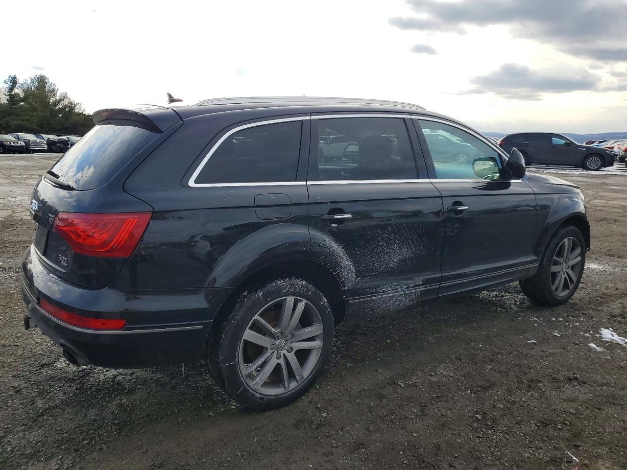 2015 AUDI Q7