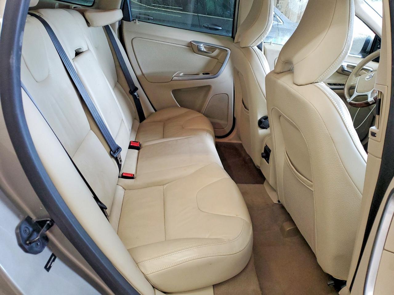 2012 VOLVO XC60
