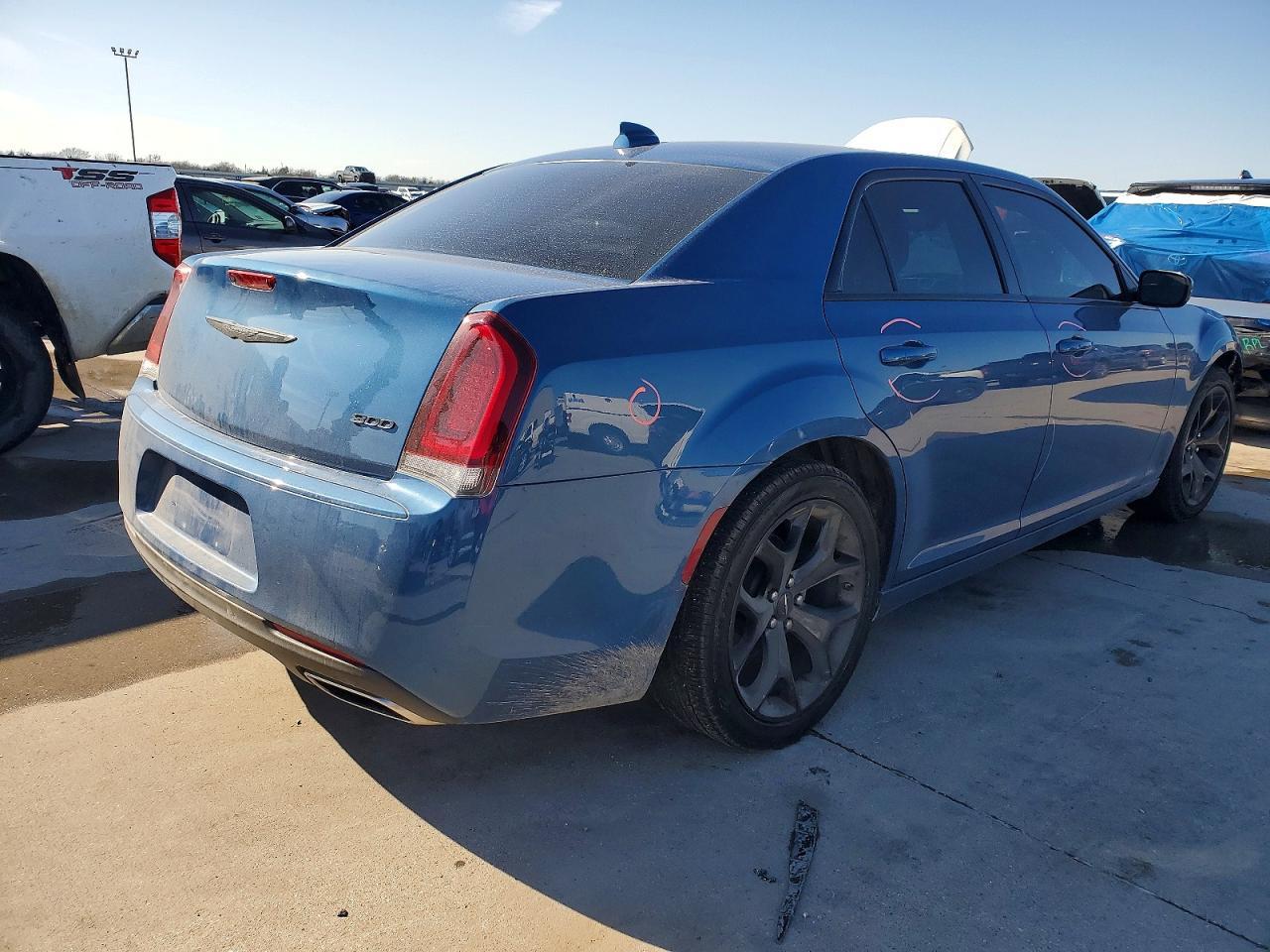 2023 CHRYSLER 300