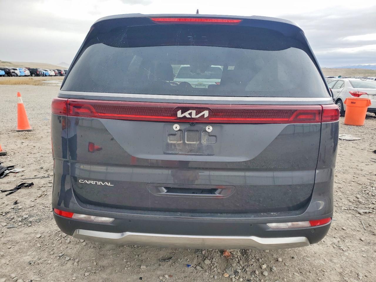 2023 KIA Carnival