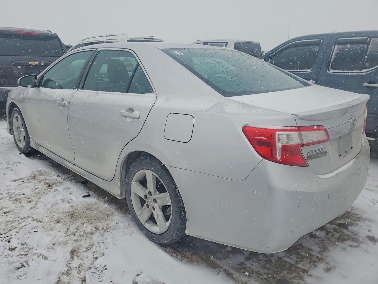 2013 TOYOTA CAMRY
