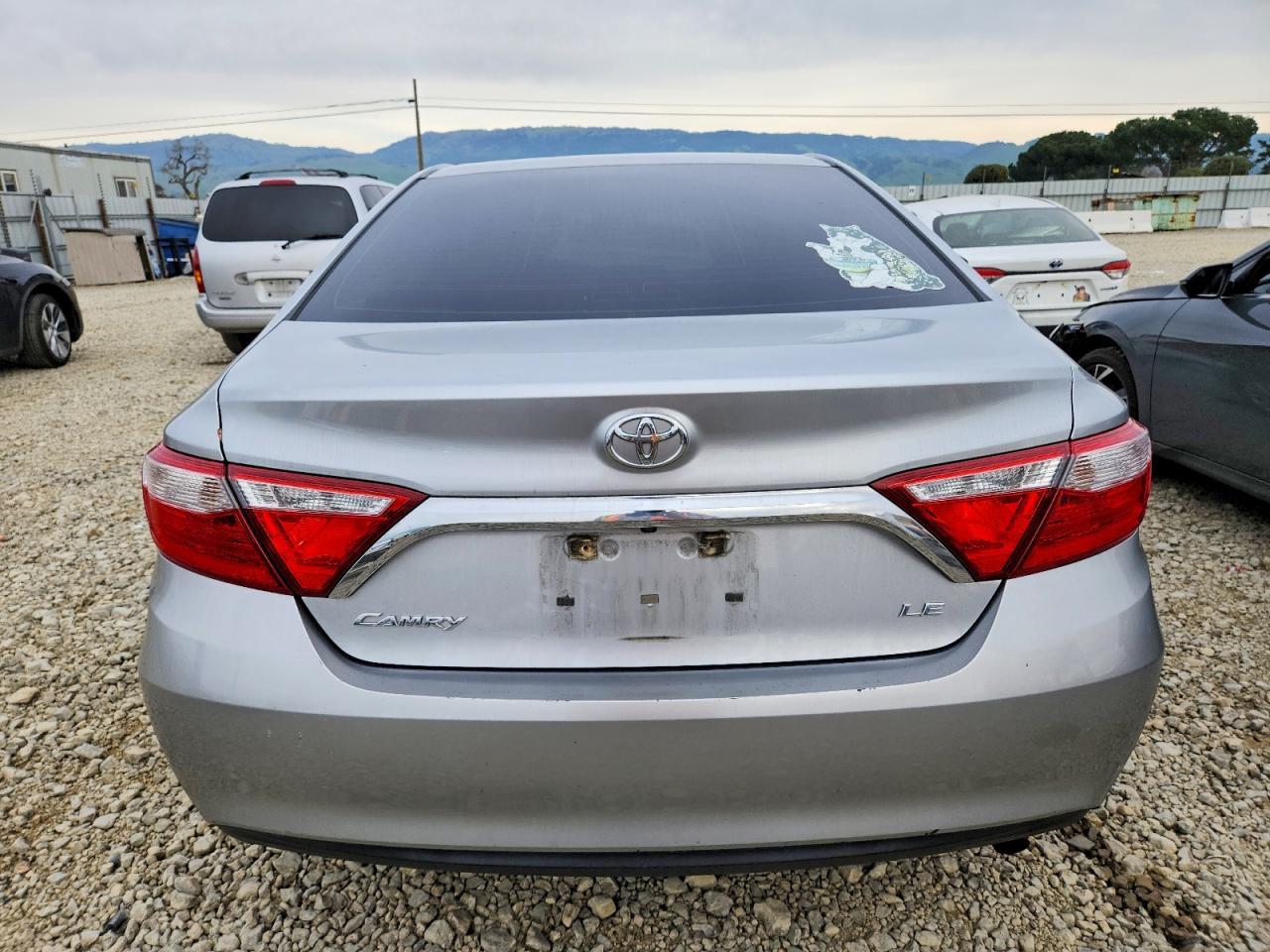 2015 TOYOTA CAMRY