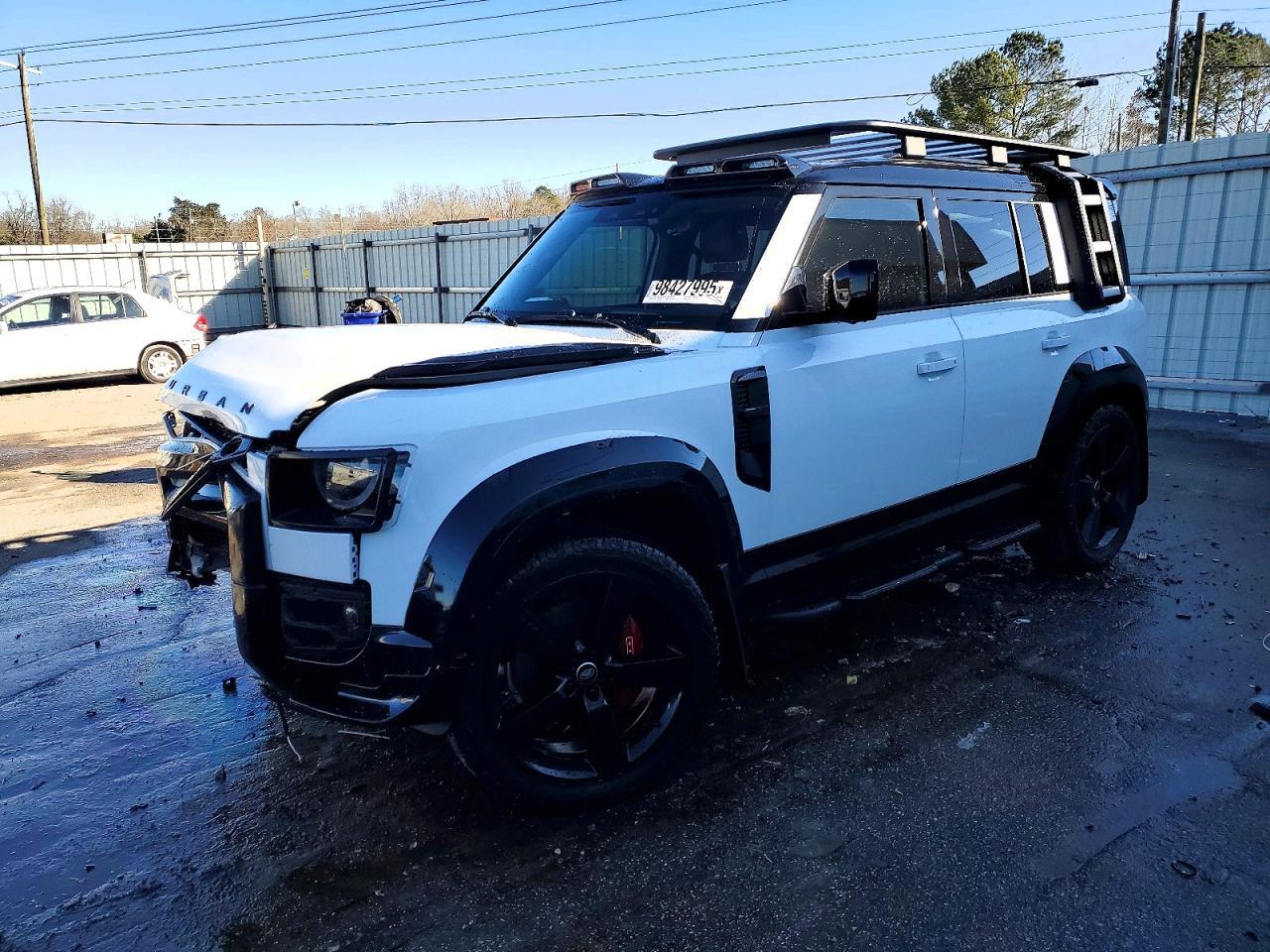 2024 LAND ROVER Defender