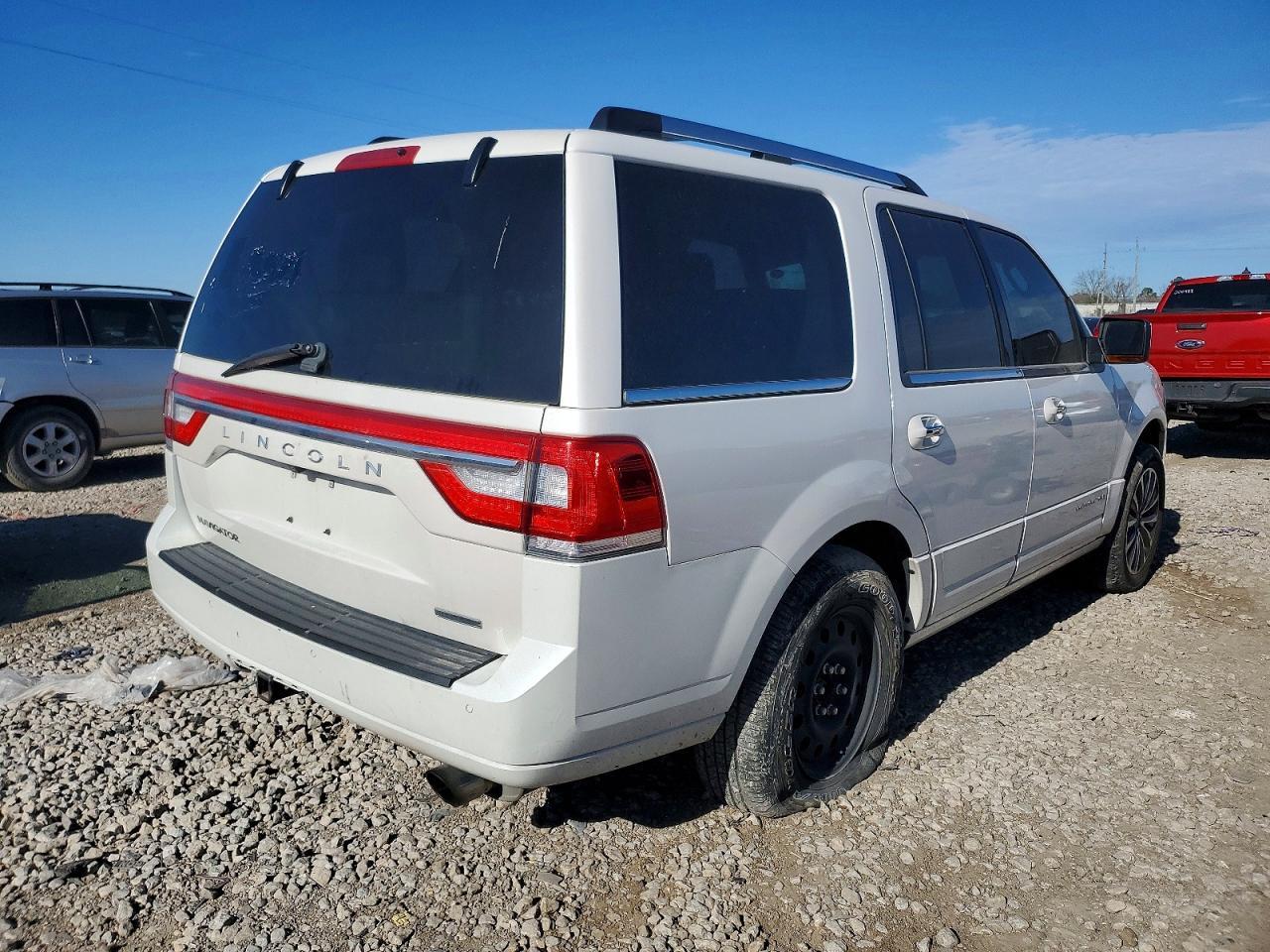 2015 LINCOLN Navigator