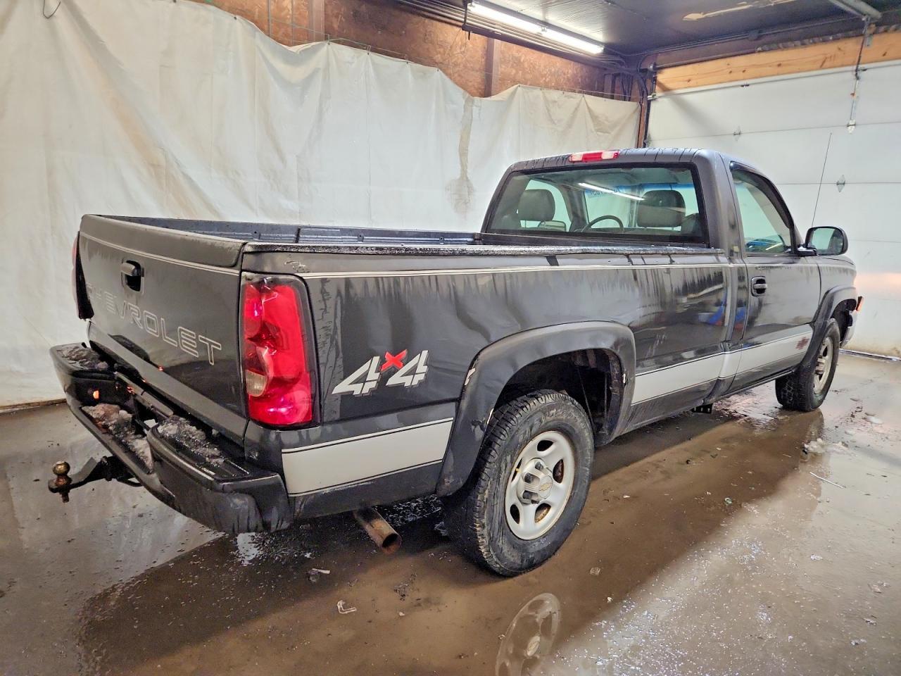 2004 CHEVROLET Silverado