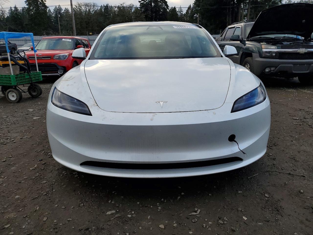 2025 TESLA MODEL 3