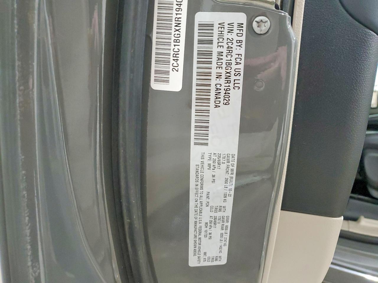 2022 CHRYSLER Pacifica