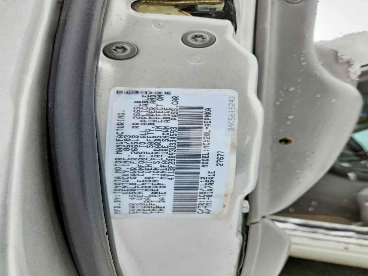 2003 TOYOTA Avalon