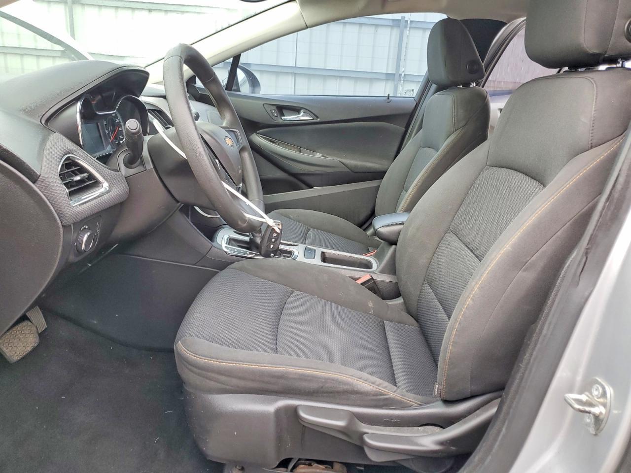 2016 CHEVROLET CRUZE