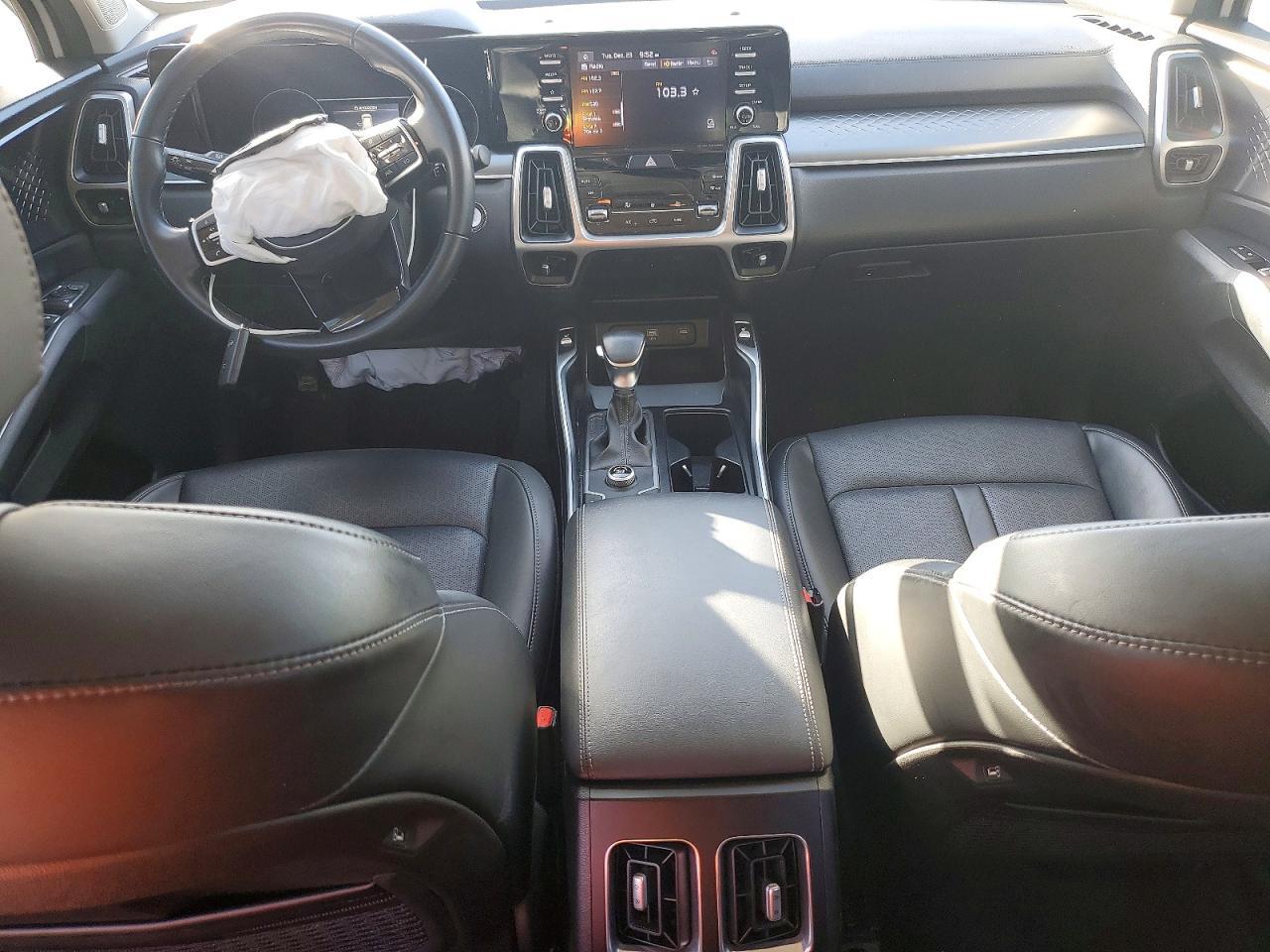 2021 KIA SORENTO