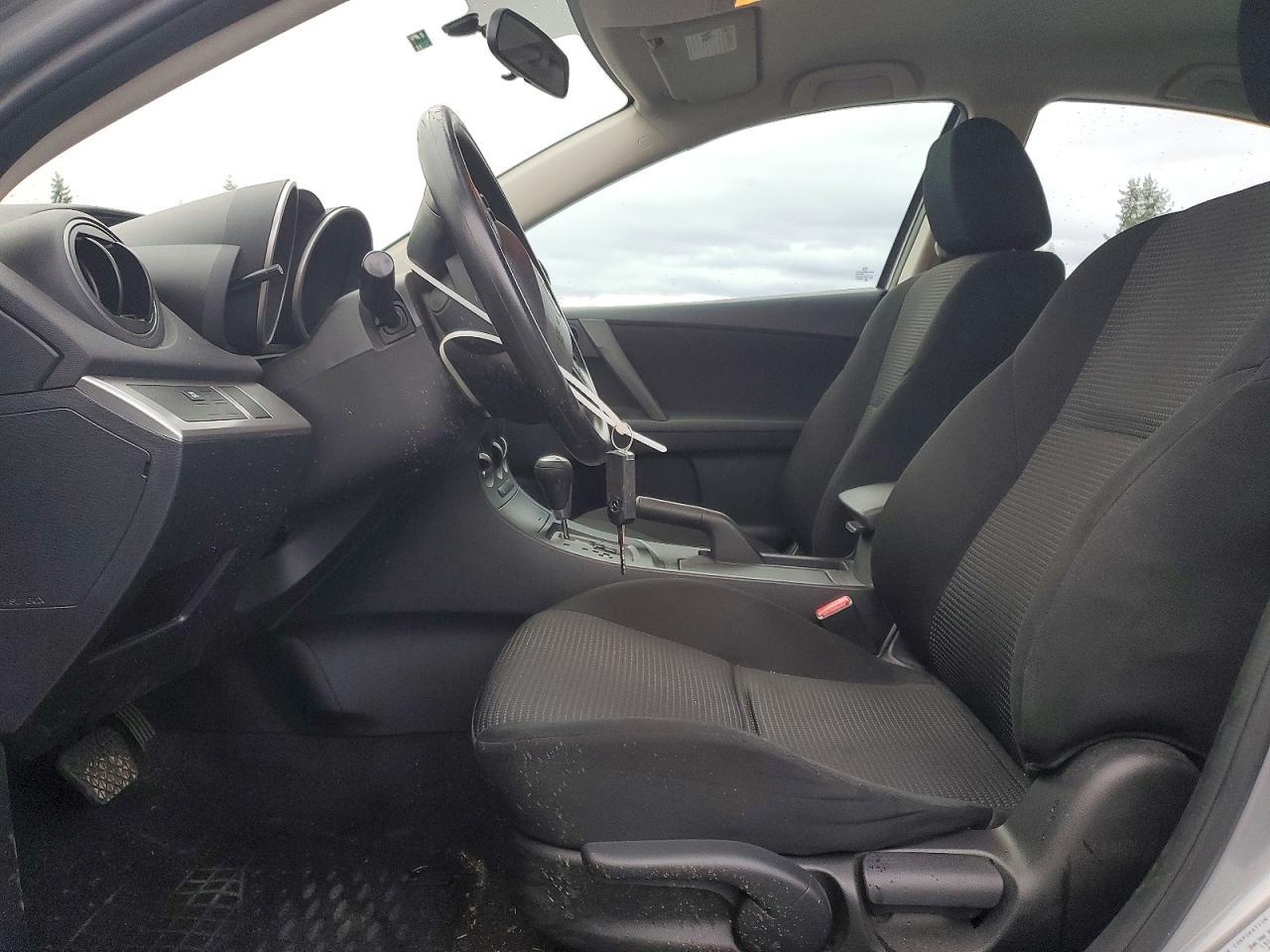 2013 MAZDA 3