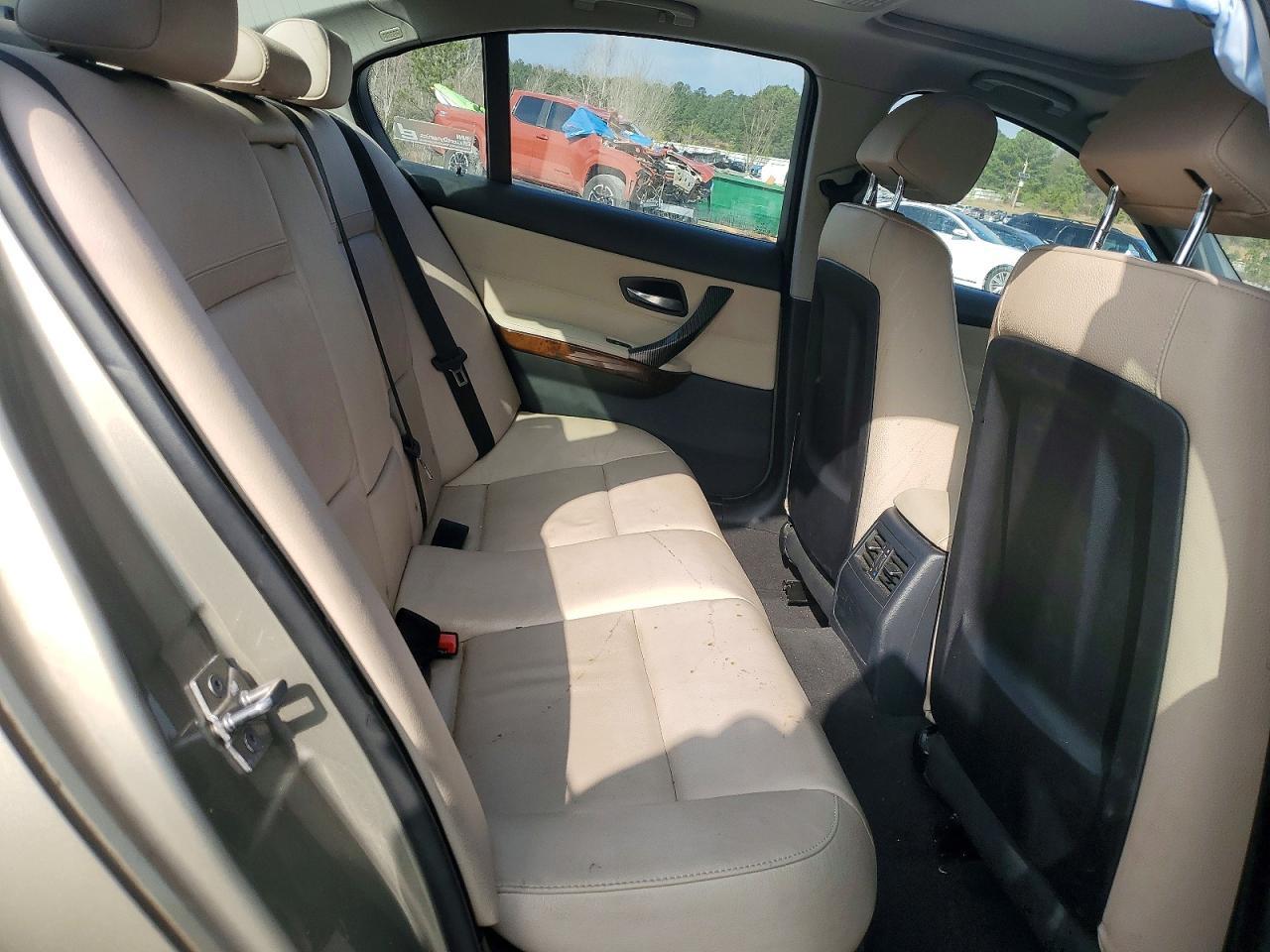 2010 BMW 3 SERIES