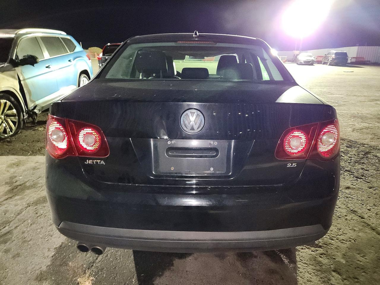 2010 VOLKSWAGEN JETTA