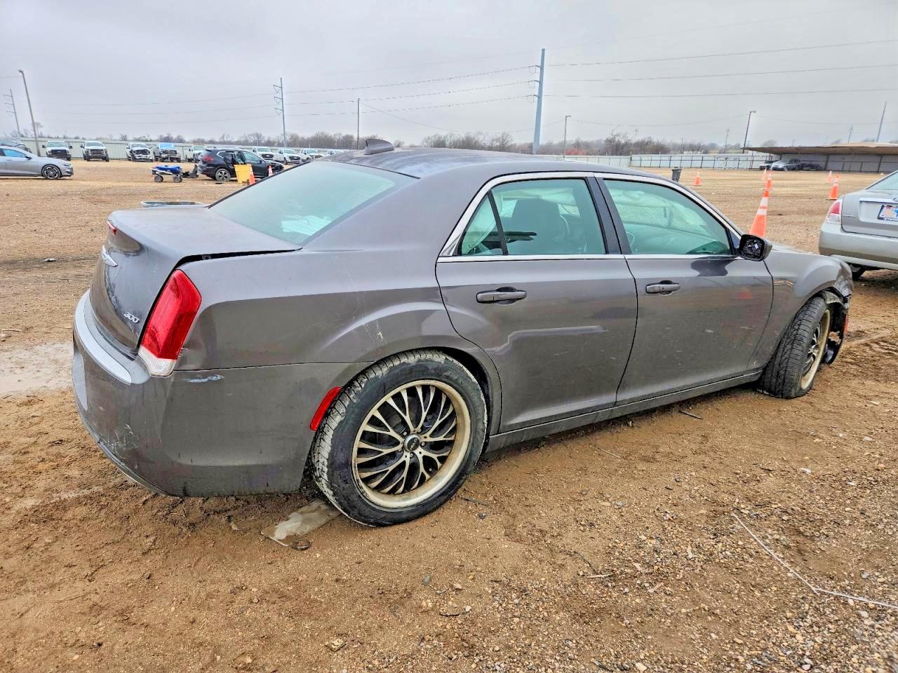 2015 CHRYSLER 300