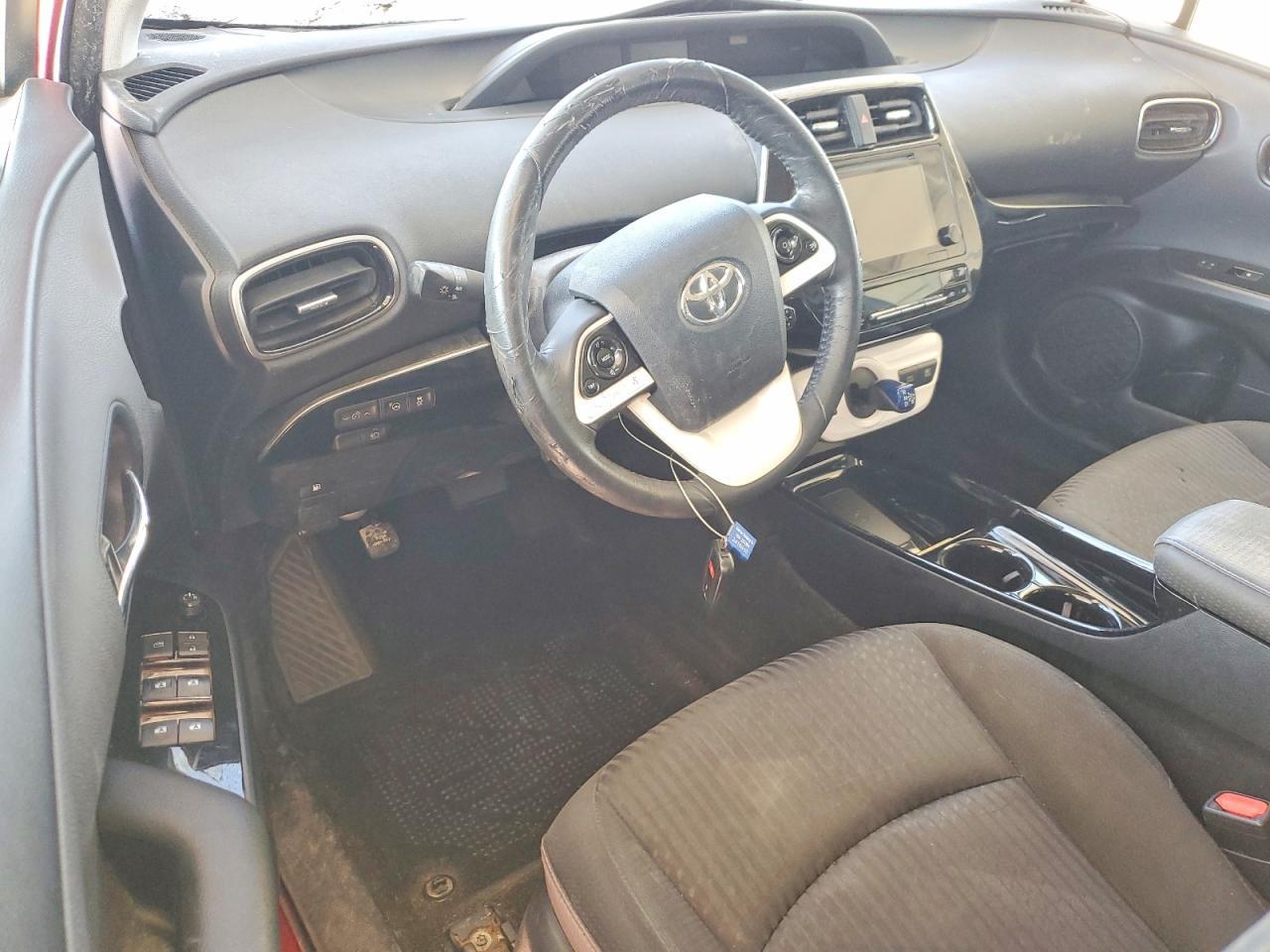 2018 TOYOTA PRIUS