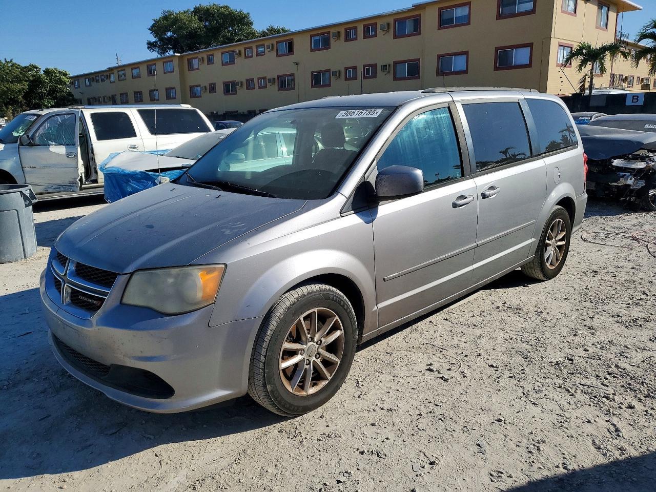 2013 DODGE GRAND CARAVAN
