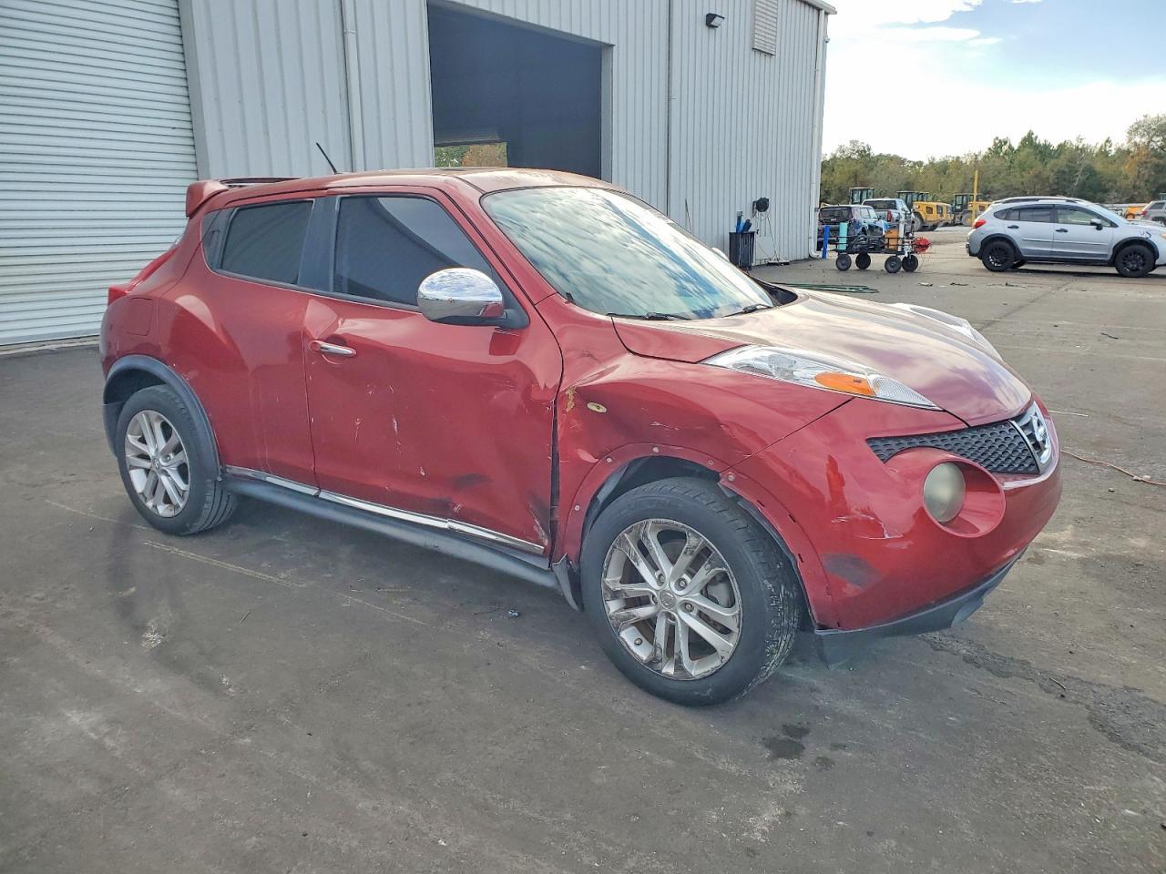 2011 NISSAN Juke