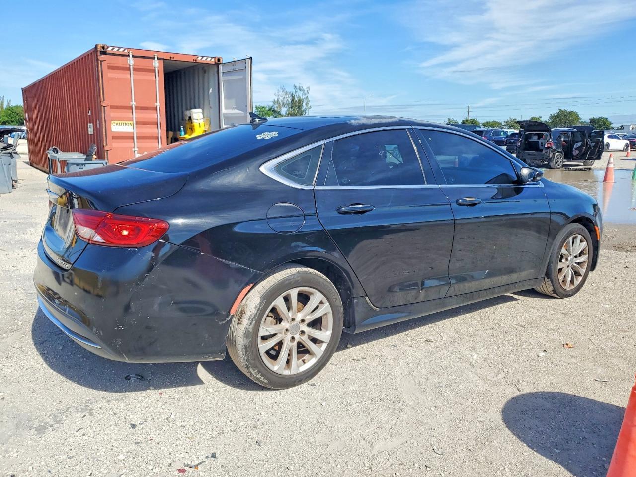 2015 CHRYSLER 200