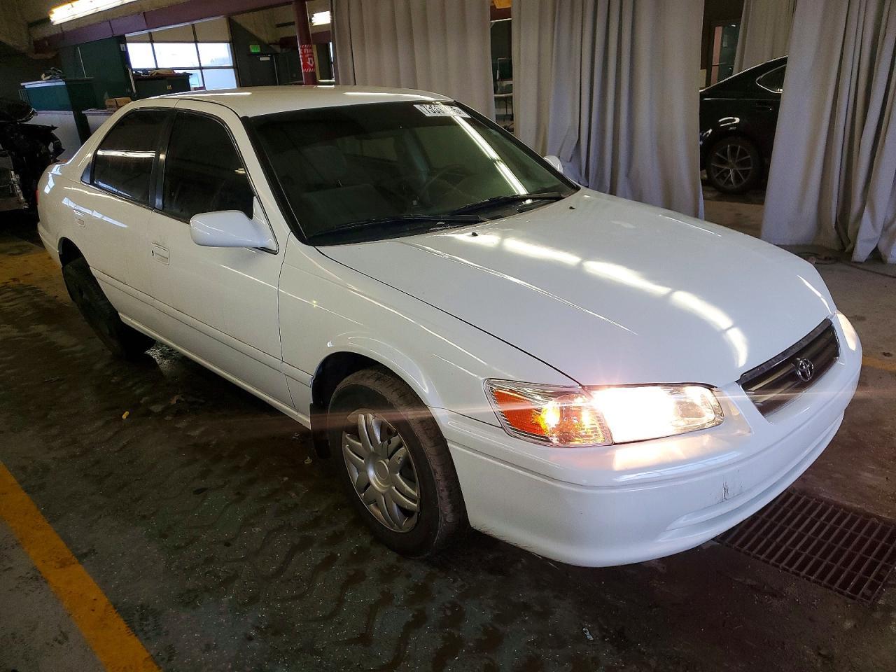 2000 TOYOTA CAMRY