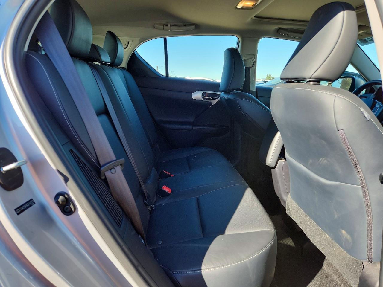 2013 LEXUS CT 200