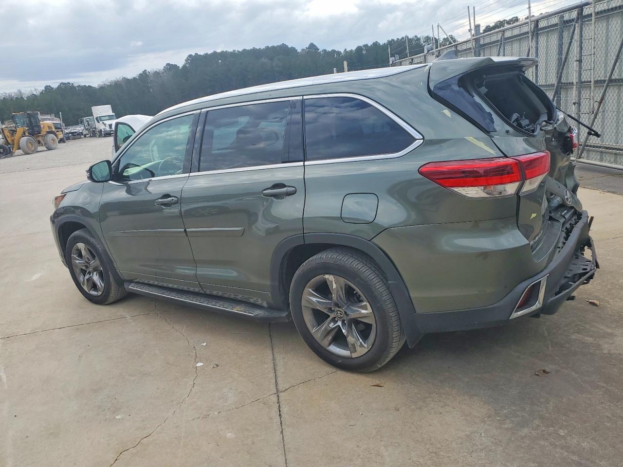 2019 TOYOTA HIGHLANDER