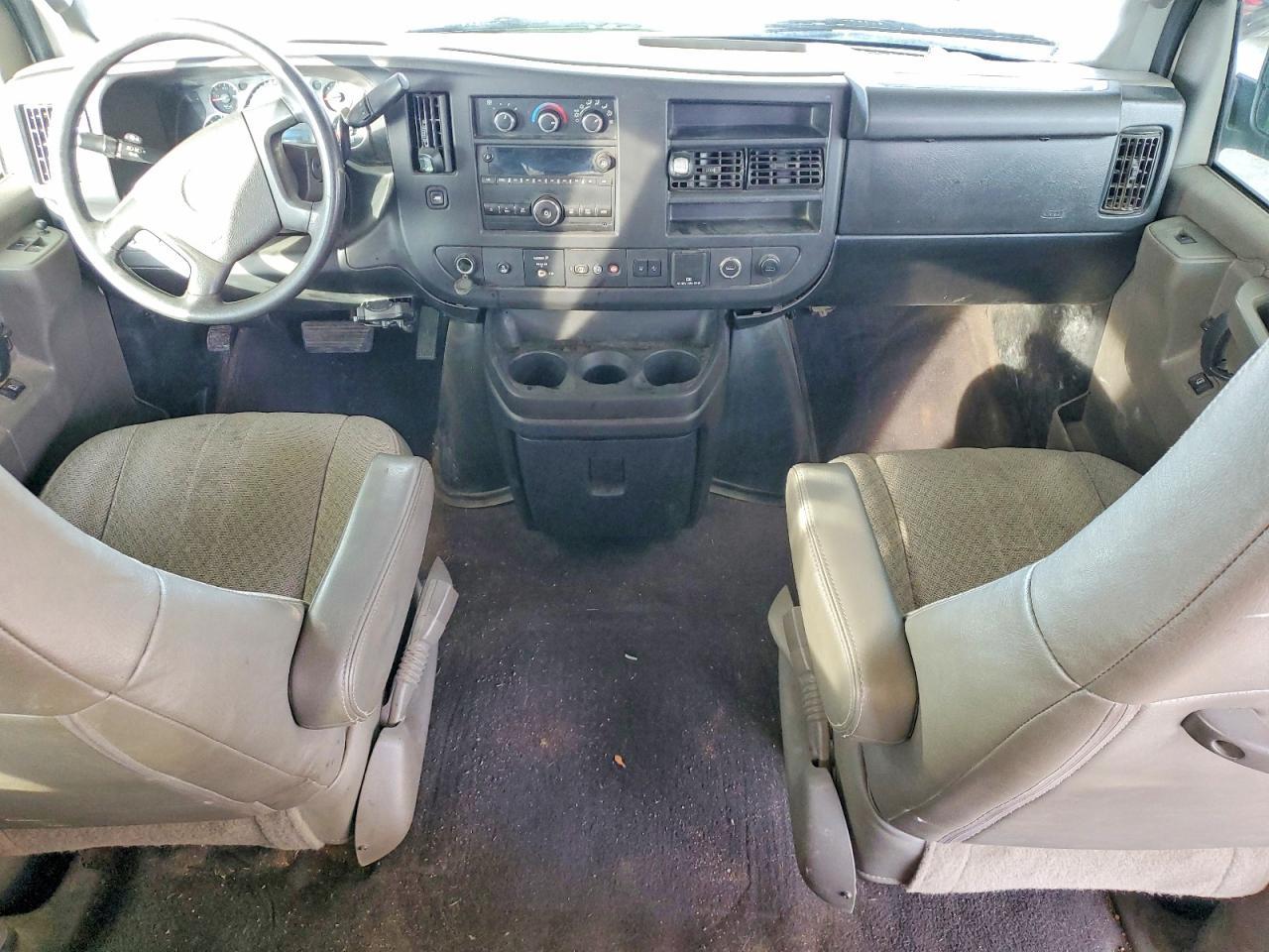 2019 CHEVROLET Express 3500