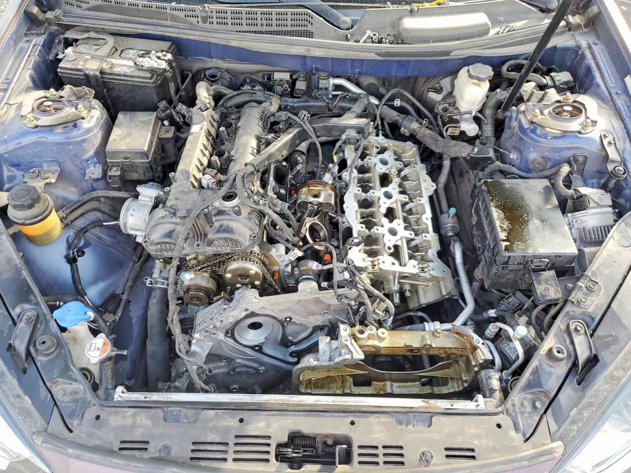 2016 HYUNDAI GENESIS