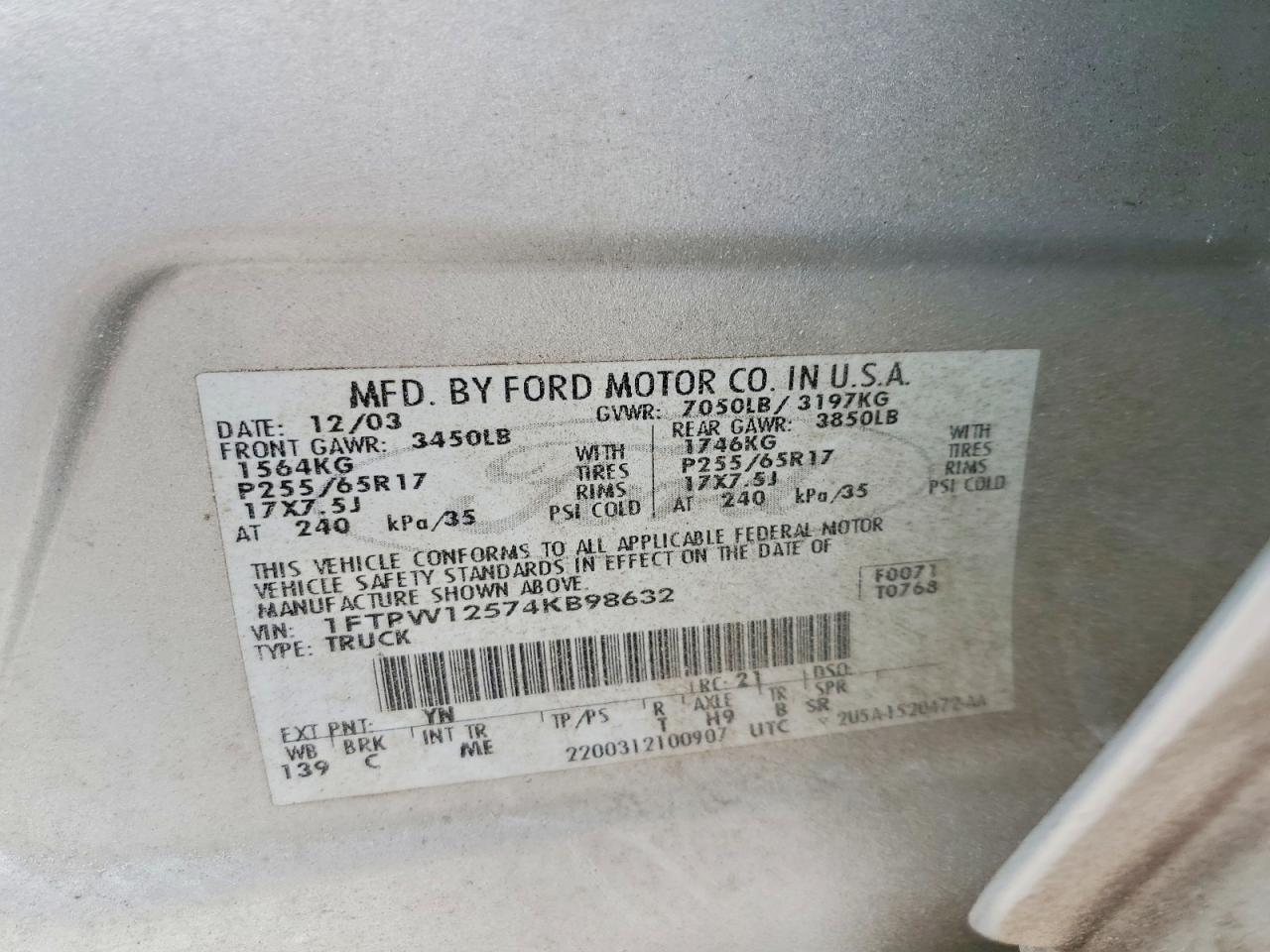 2004 FORD F-150