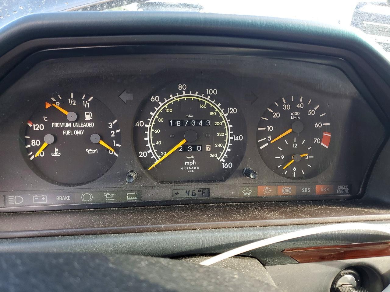 1995 MERCEDES-BENZ E-Class