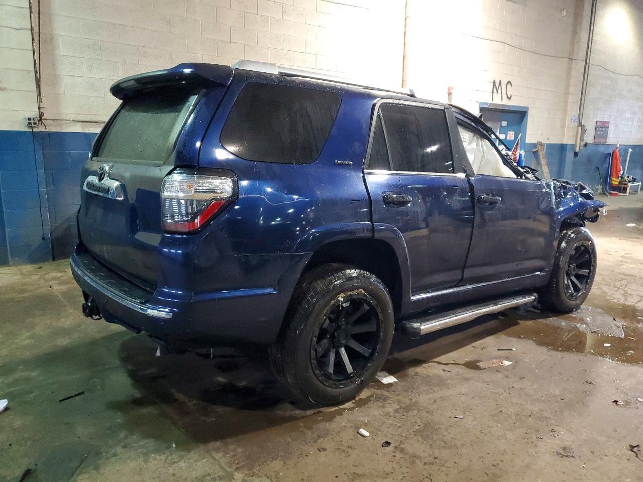 2017 TOYOTA 4Runner