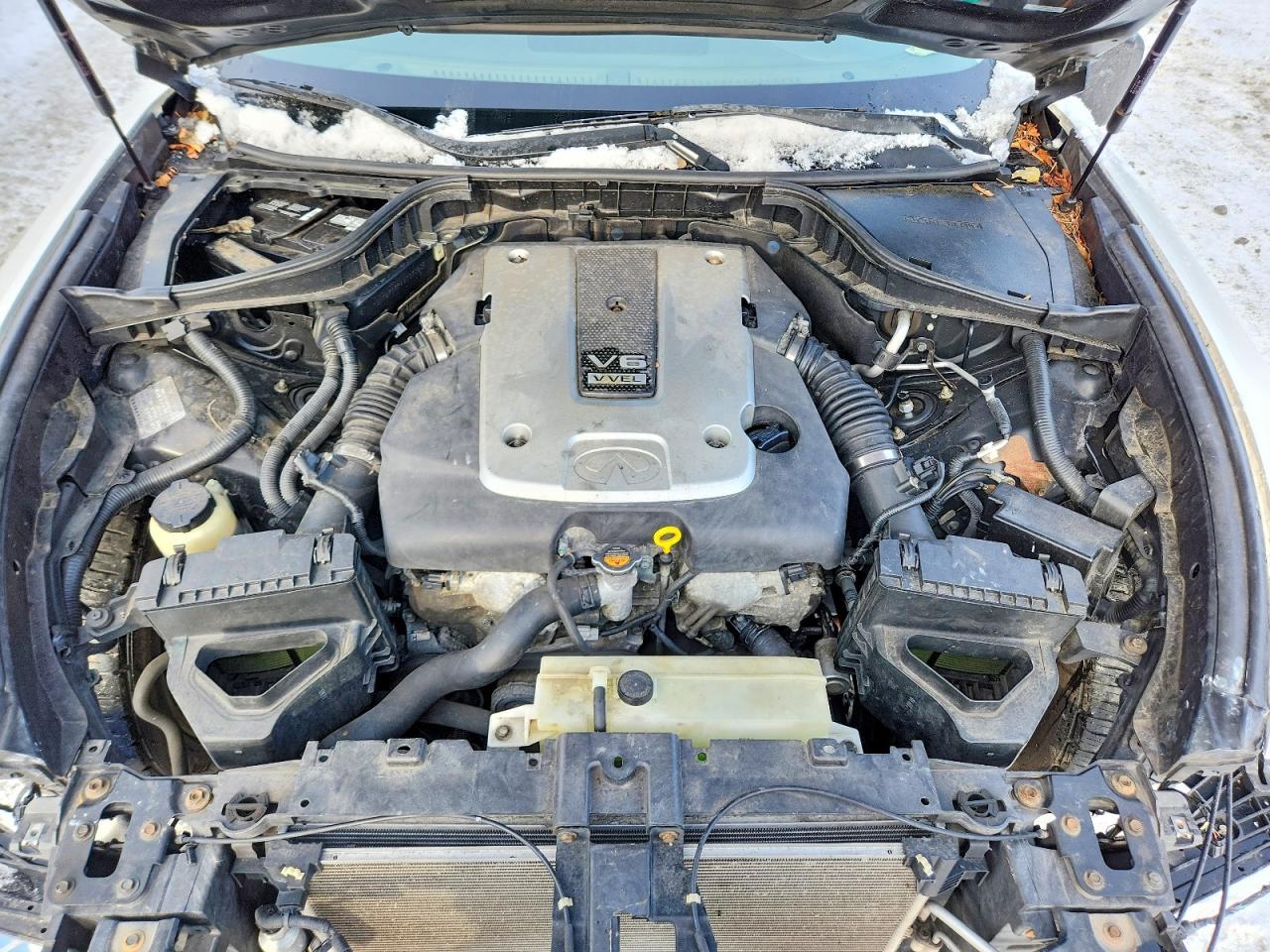 2011 INFINITI M37