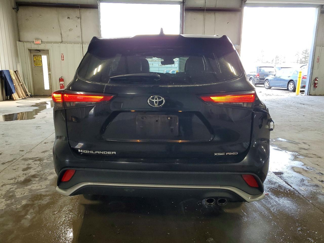 2022 TOYOTA HIGHLANDER