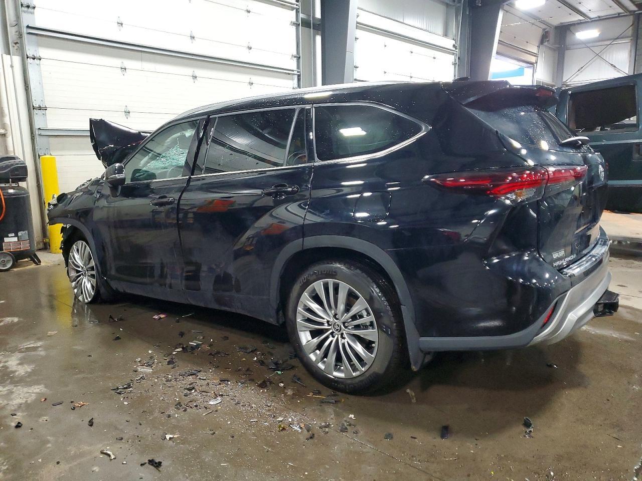 2025 TOYOTA HIGHLANDER