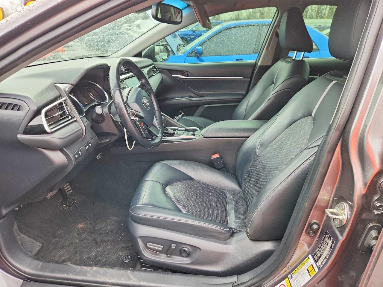 2018 TOYOTA CAMRY