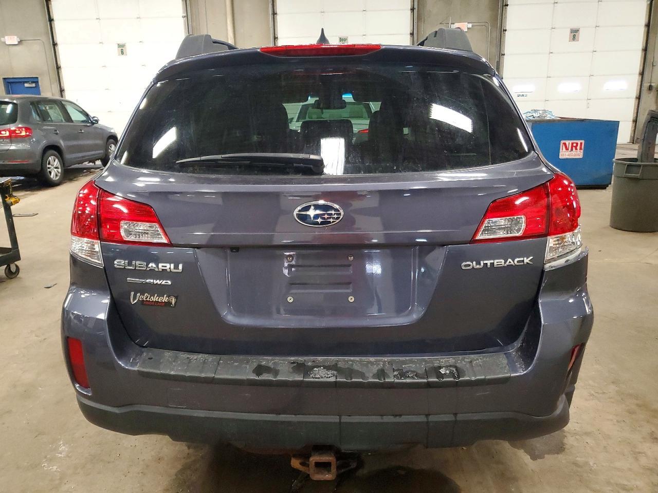 2014 SUBARU Outback