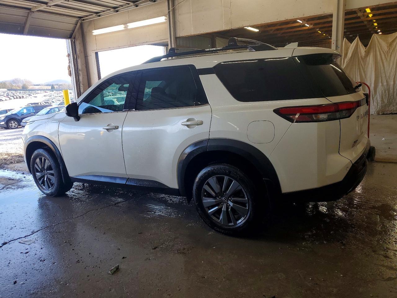 2022 NISSAN PATHFINDER