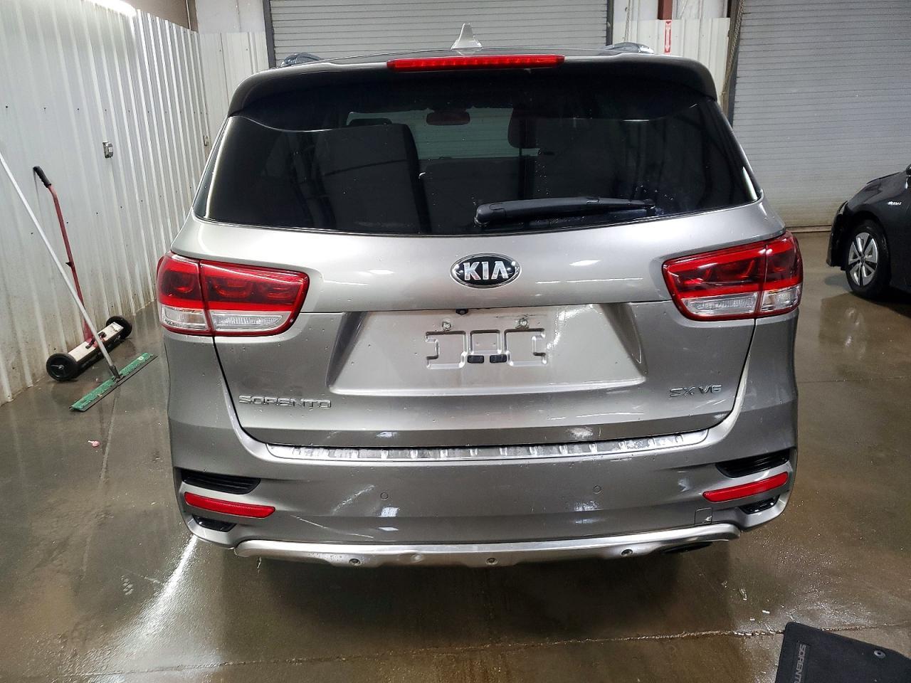 2016 KIA SORENTO